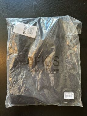 NWT FIGS Yola Scrub Pants M/T